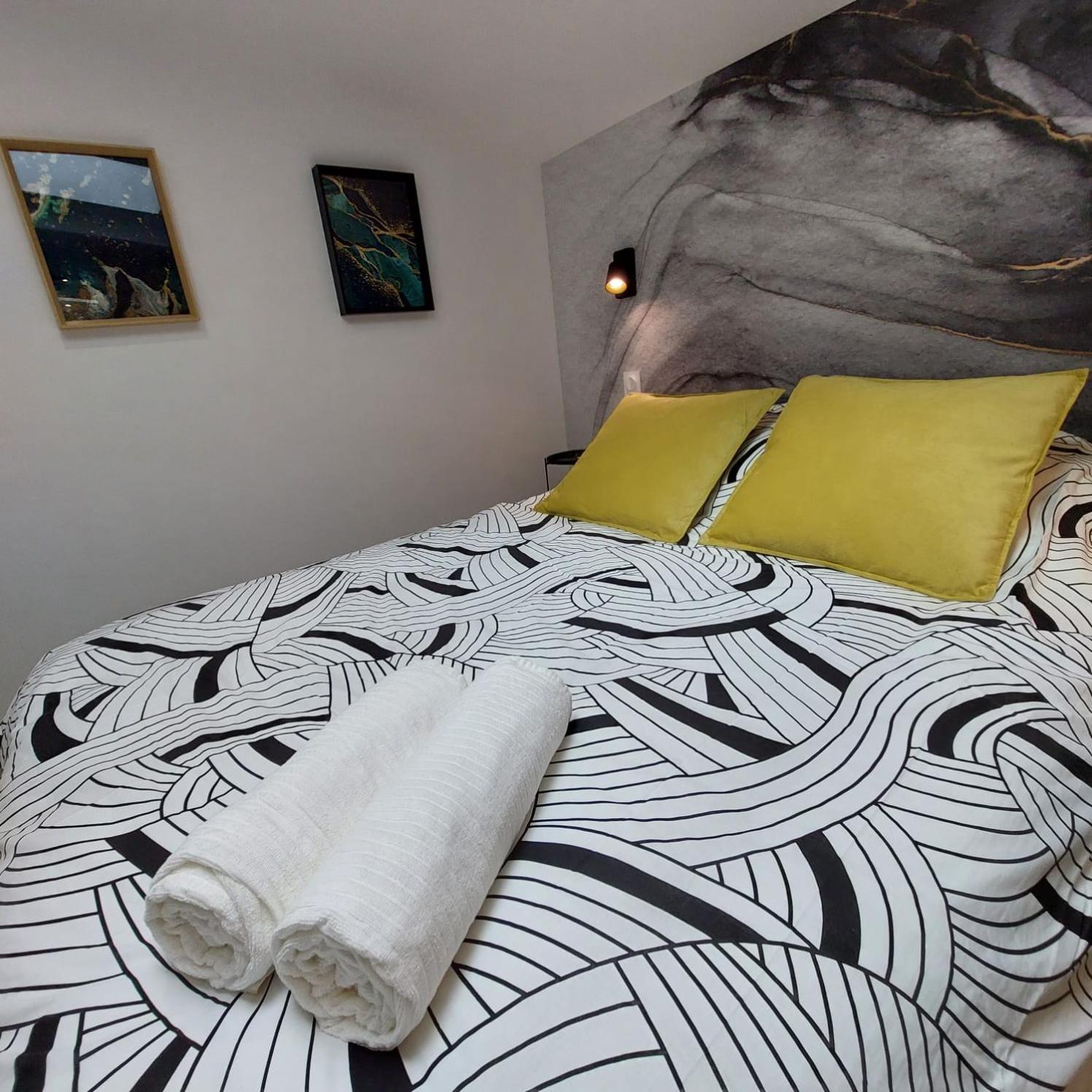 Residence Tamaris Loft House La Meziere Eksteriør billede