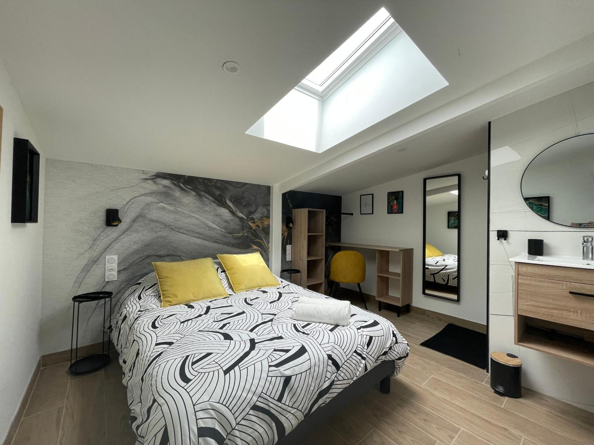 Residence Tamaris Loft House La Meziere Eksteriør billede